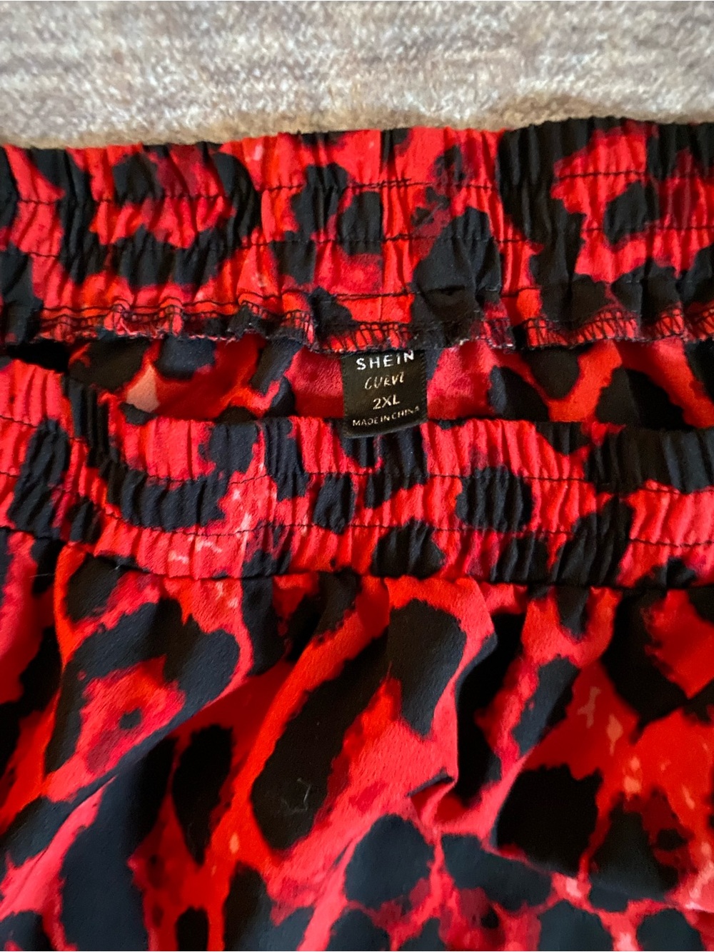 SHEIN Red and Black Leopard Print Skirt - Picture 2 of 2